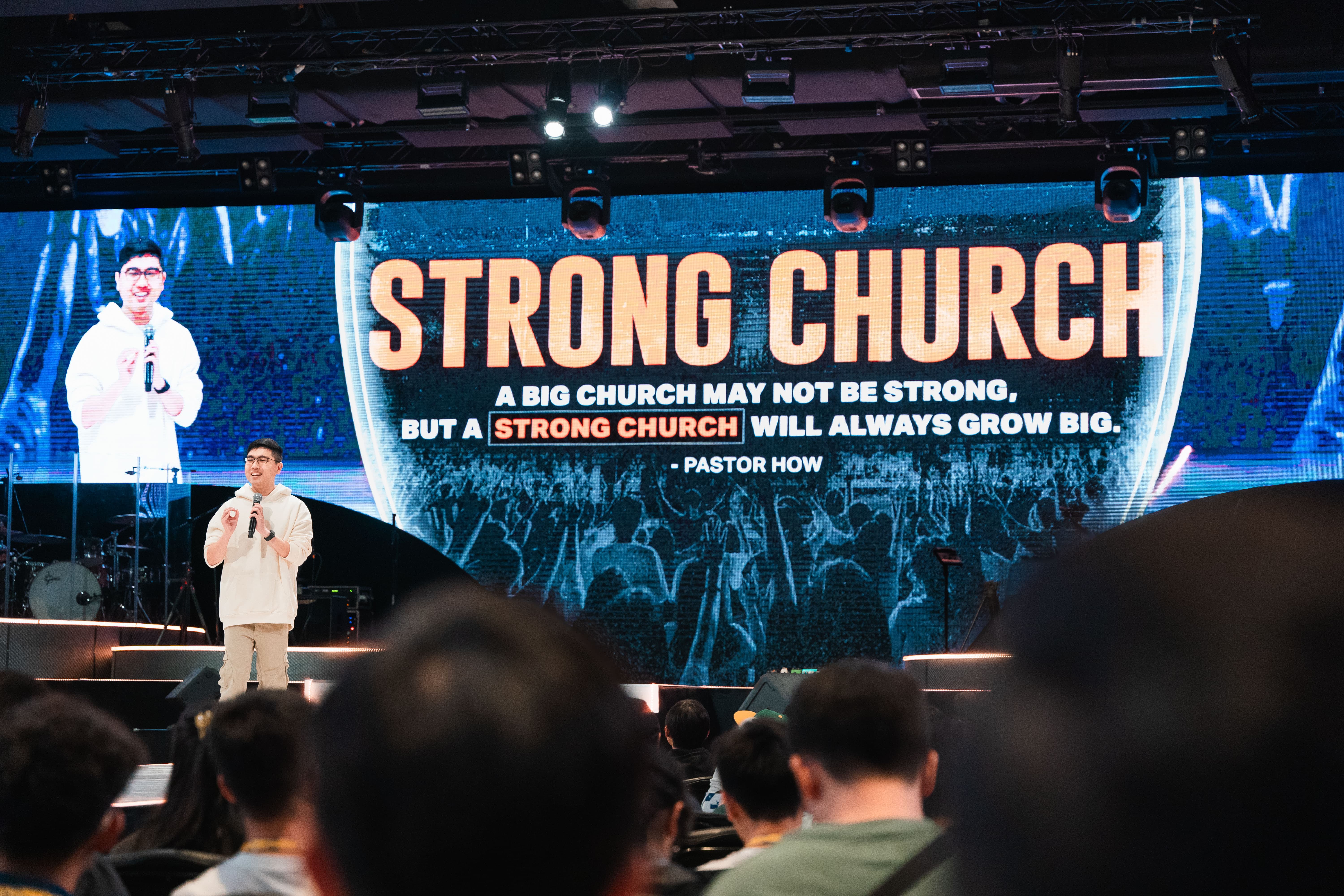 Senior Pastor Garrett Lee sharing about GenerationS and Strong Church at GenerationS Pastors Conference in Heart of God Church Singapore